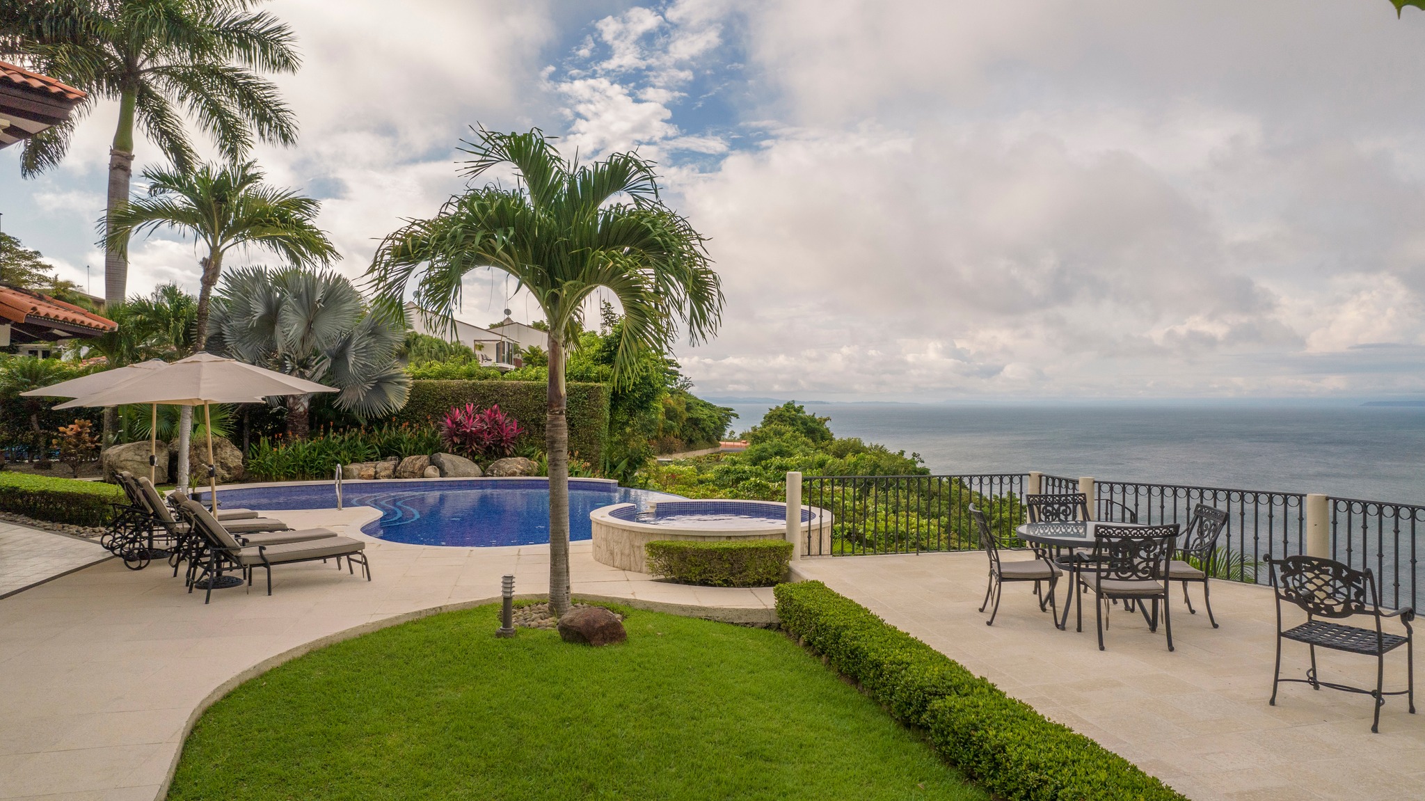 316958129_10119556238857440_5313635168447774623_n