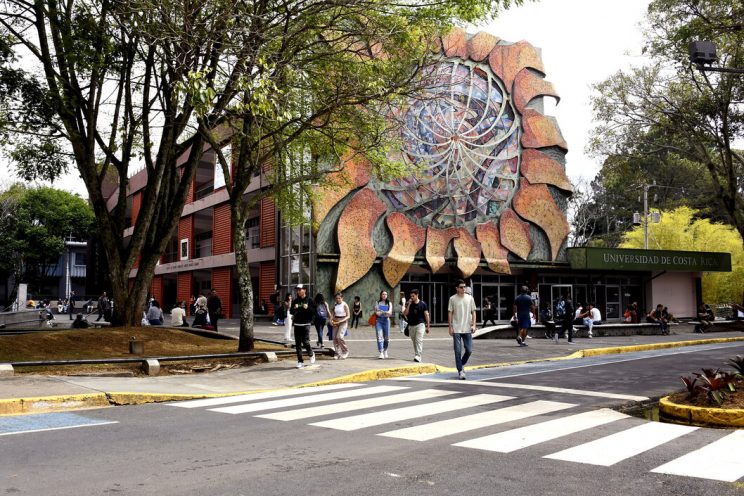 Entrada a clases 2023